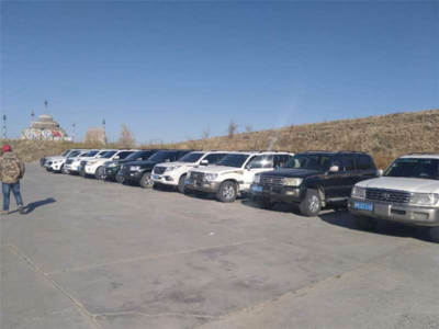 新疆旅游包车师傅@新疆自助游包车