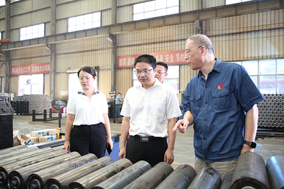 张伟督查国庆期间安全生产、疫情防控等工作