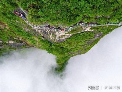 张家界独立成团纯玩自助游 专业导游与包车服务，尽情领略自然风光