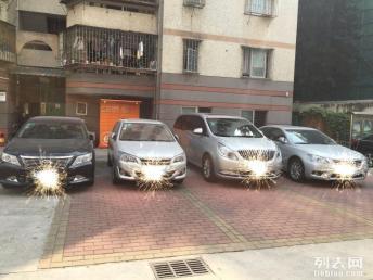 深圳新鸿发租车 自助旅游包车，开启自由行新篇章